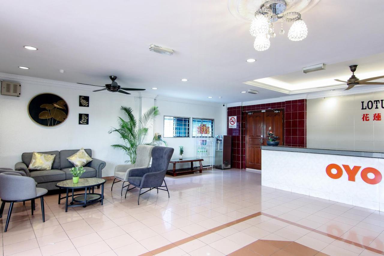 OYO 89846 Lotus Inn Hotel Malacca Buitenkant foto