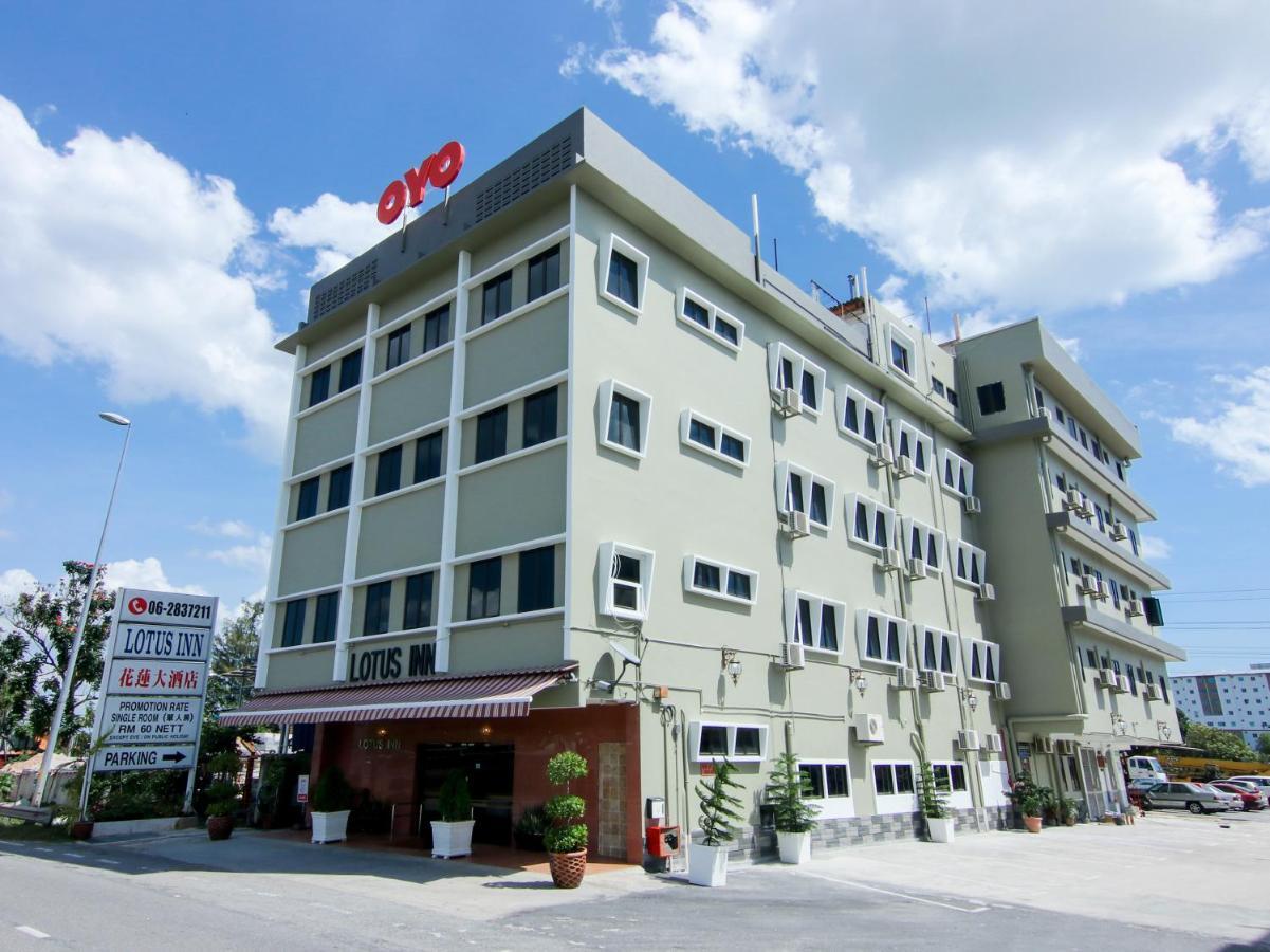 OYO 89846 Lotus Inn Hotel Malacca Buitenkant foto