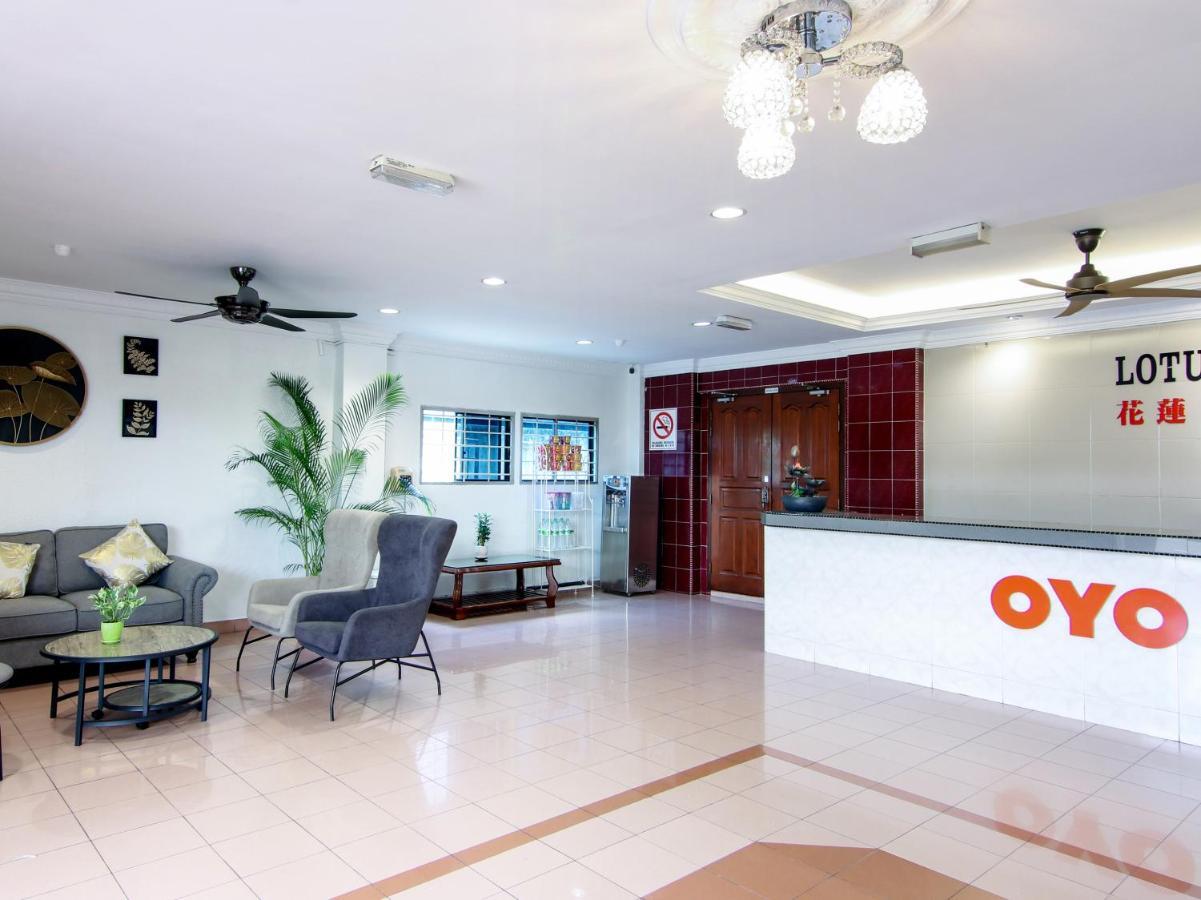 OYO 89846 Lotus Inn Hotel Malacca Buitenkant foto